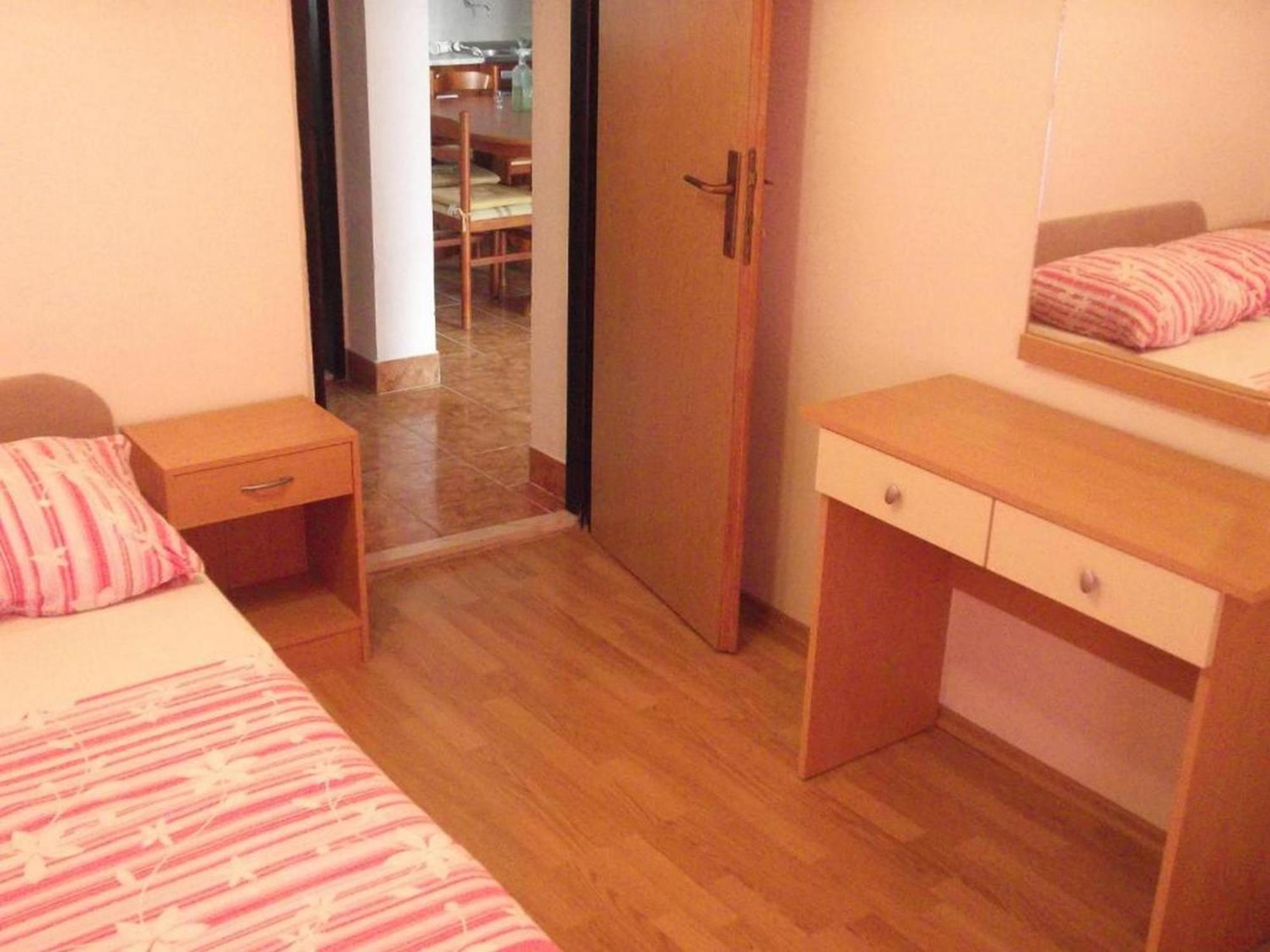 Apartments Miocic Ražanac Habitación foto